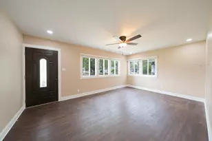 4310 W 22nd Pl, Gary, IN 46404 - Photo 3