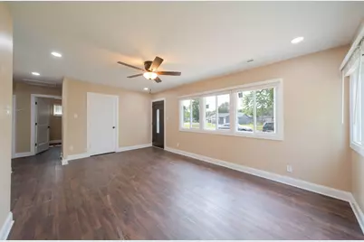 4310 W 22nd Place, Gary, IN 46404 - Photo 9