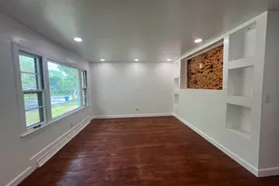 646 N New Hampshire St, Gary, IN 46403 - Photo 3