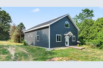 579 E 800 N, Wheatfield, IN 46392 - Photo 3