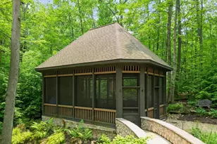 222 Crabapple Ln, Valparaiso, IN 46383 - Photo 31