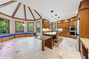 222 Crabapple Ln, Valparaiso, IN 46383 - Photo 17