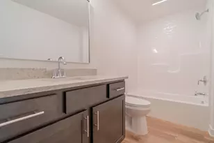 4805 Princess Dr, Valparaiso, IN 46383 - Photo 63