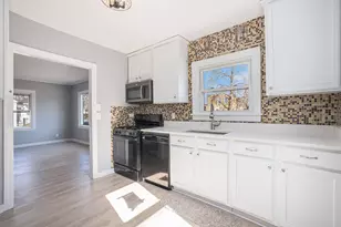 2156 Washington Cir, Munster, IN 46321 - Photo 3