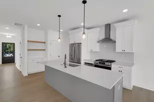 305 Apple Grove Ln, Valparaiso, IN 46385 - Photo 5