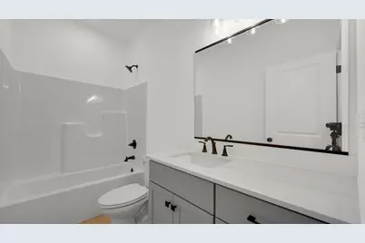 305 Apple Grove Lane, Valparaiso, IN 46385 - Photo 15