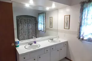 613 Dogwood Dr, Trail Creek, IN 46360 - Photo 17