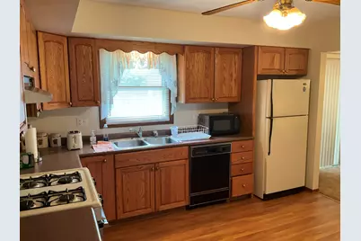 613 Dogwood Drive, Trail Creek, IN 46360 - Photo 7