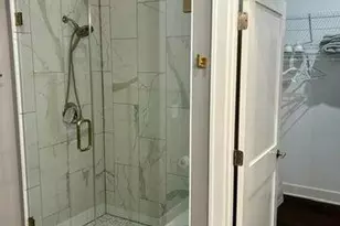 208 Campbell St, Valparaiso, IN 46385 - Photo 9