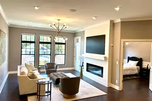 208 Campbell St, Valparaiso, IN 46385 - Photo 5