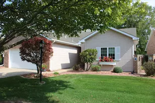 1641 Magnolia Dr, Hobart, IN 46342 - Photo 3