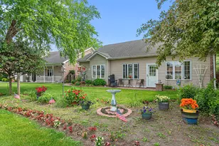 1641 Magnolia Dr, Hobart, IN 46342 - Photo 25