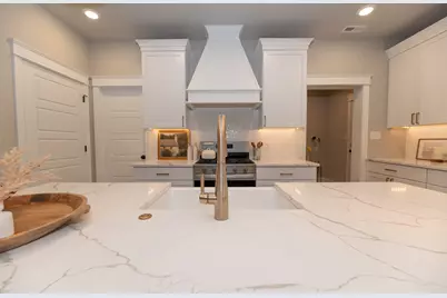 400 W 18th Street # A, La Porte, IN 46350 - Photo 15