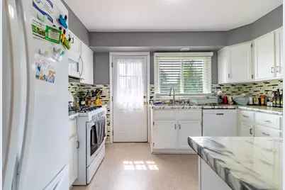 8624 Garfield Avenue, Munster, IN 46321 - Photo 13