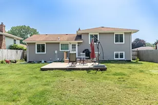 8624 Garfield Ave, Munster, IN 46321 - Photo 27