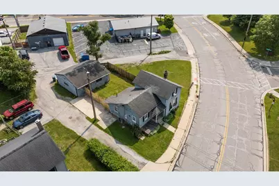 755 W Chicago Street, Valparaiso, IN 46385 - Photo 5