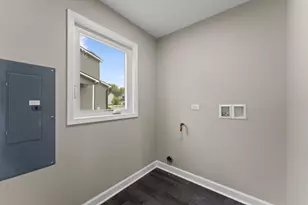 5888 Adams St, Merrillville, IN 46410 - Photo 17