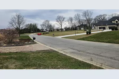 446 Surrey Hill Lane, Valparaiso, IN 46385 - Photo 3