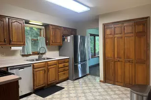 641 D Begonia St SE, Demotte, IN 46310 - Photo 17