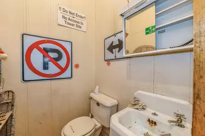 821 S Halleck Street, Demotte, IN 46310 - Photo 7