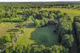 10406 N 300 E, La Porte, IN 46350 - Photo 17