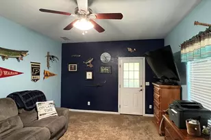 409 S Jefferson St, Hebron, IN 46341 - Photo 19