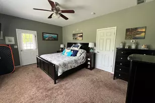 409 S Jefferson St, Hebron, IN 46341 - Photo 15