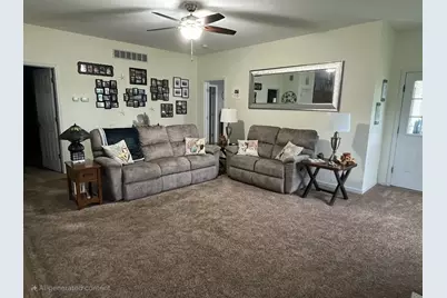 409 S Jefferson Street, Hebron, IN 46341 - Photo 5