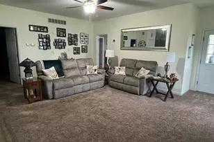 409 S Jefferson St, Hebron, IN 46341 - Photo 5