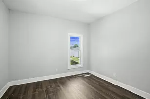 4722 Tod Ave, East Chicago, IN 46312 - Photo 19