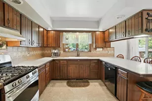 1246 River Dr, Munster, IN 46321 - Photo 7