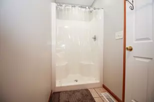 11546 Georgetown Dr, Demotte, IN 46310 - Photo 15