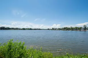 2545 E Lakeshore Dr, Crown Point, IN 46307 - Photo 33