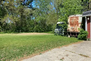 460 Bond Ave, Valparaiso, IN 46385 - Photo 3