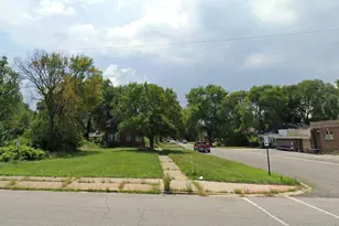 1123 Garfield St, Gary, IN 46404 - Photo 3