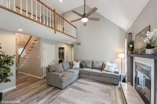 206 Parkwood Dr, Valparaiso, IN 46383 - Photo 5