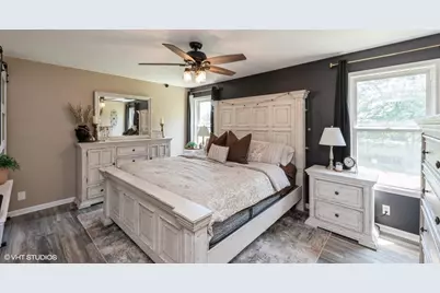 206 Parkwood Drive, Valparaiso, IN 46383 - Photo 11