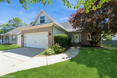 206 Parkwood Drive, Valparaiso, IN 46383 - Photo 1