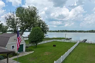 1199 N Main St, Kewanna, IN 46939 - Photo 3