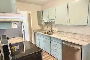 2933 79th Pl W, Merrillville, IN 46410 - Photo 13