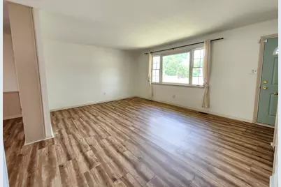 2933 79th Place W, Merrillville, IN 46410 - Photo 5