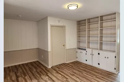 2933 79th Place W, Merrillville, IN 46410 - Photo 11