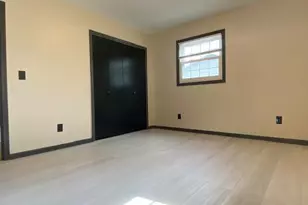 3808 Kingsway Dr, Crown Point, IN 46307 - Photo 9