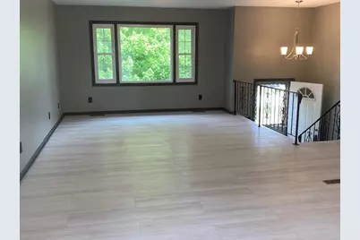 3808 Kingsway Drive, Crown Point, IN 46307 - Photo 5