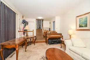 9421 Cottonwood Dr, Munster, IN 46321 - Photo 9