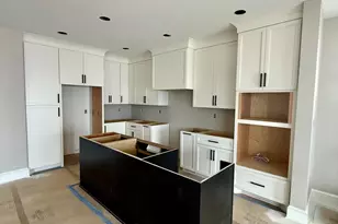 2230 Redwood Ln, Chesterton, IN 46304 - Photo 7