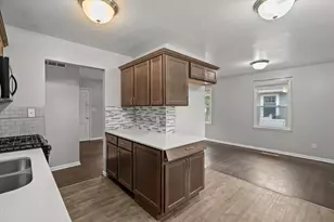 6715 E 3rd Ave, Gary, IN 46403 - Photo 19