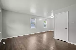 6715 E 3rd Ave, Gary, IN 46403 - Photo 15