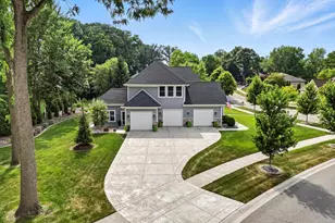 1285 Greenview Pl, Crown Point, IN 46307 - Photo 3