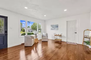 4851 N Clover Ln, Michigan City, IN 46360 - Photo 7